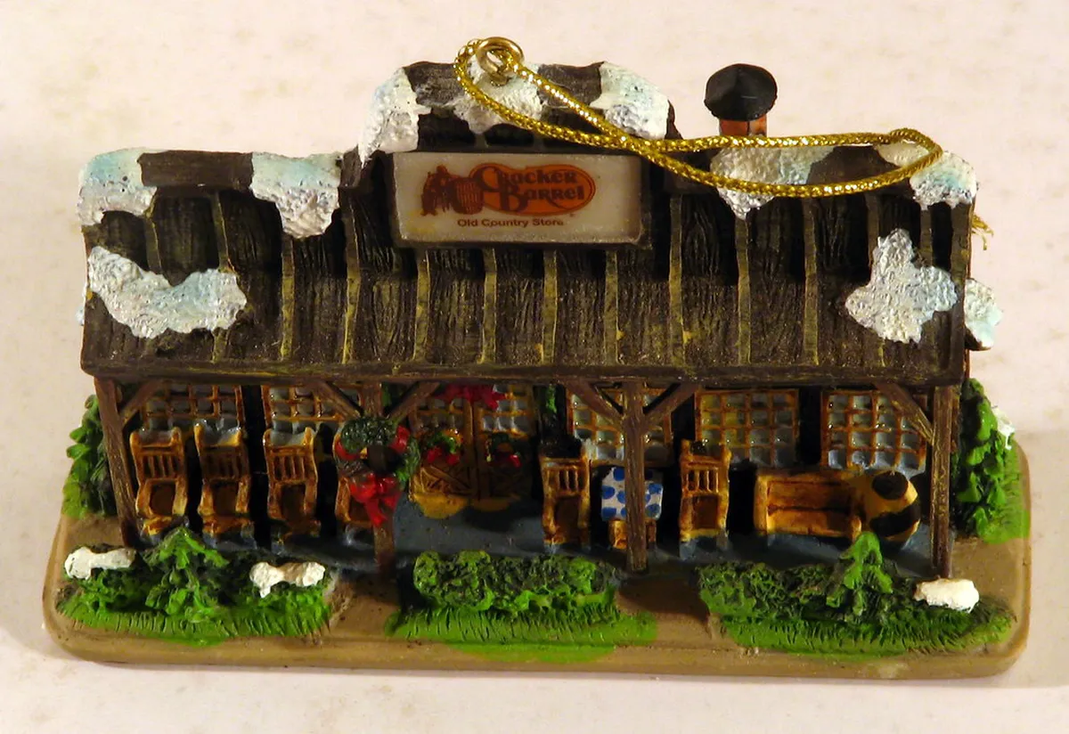 Why Cracker Barrel Is a Smart Road Trip Stop With Kids
